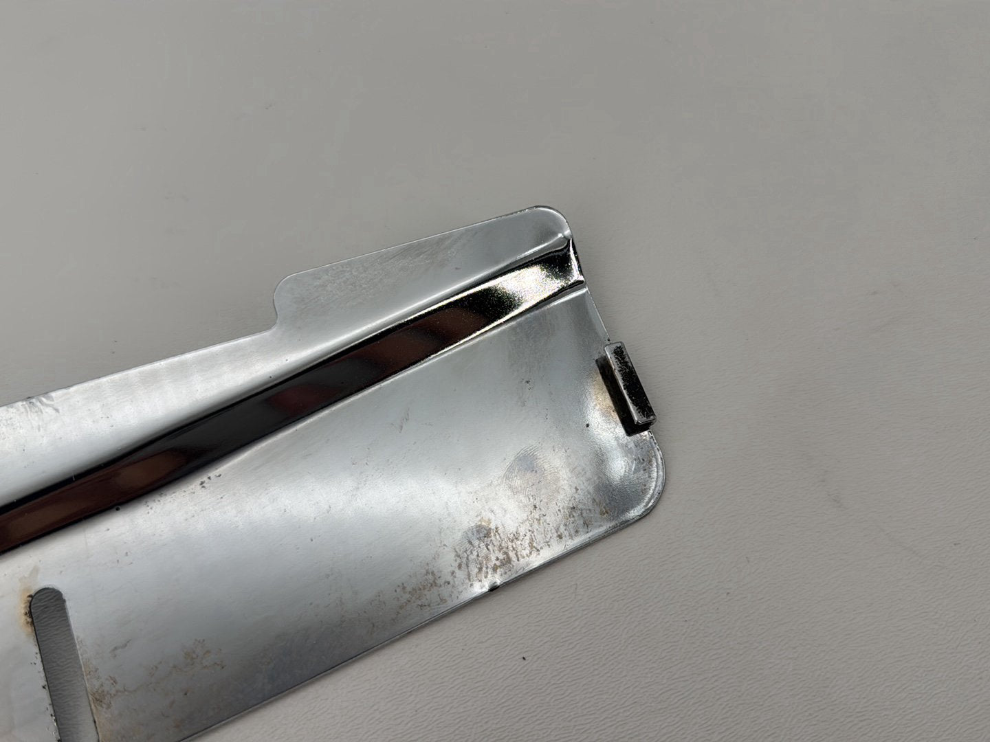 1999 - 2006 Harley-Davidson Dyna Wide Glide Rear Belt Debris Deflector Guard 60399-90A