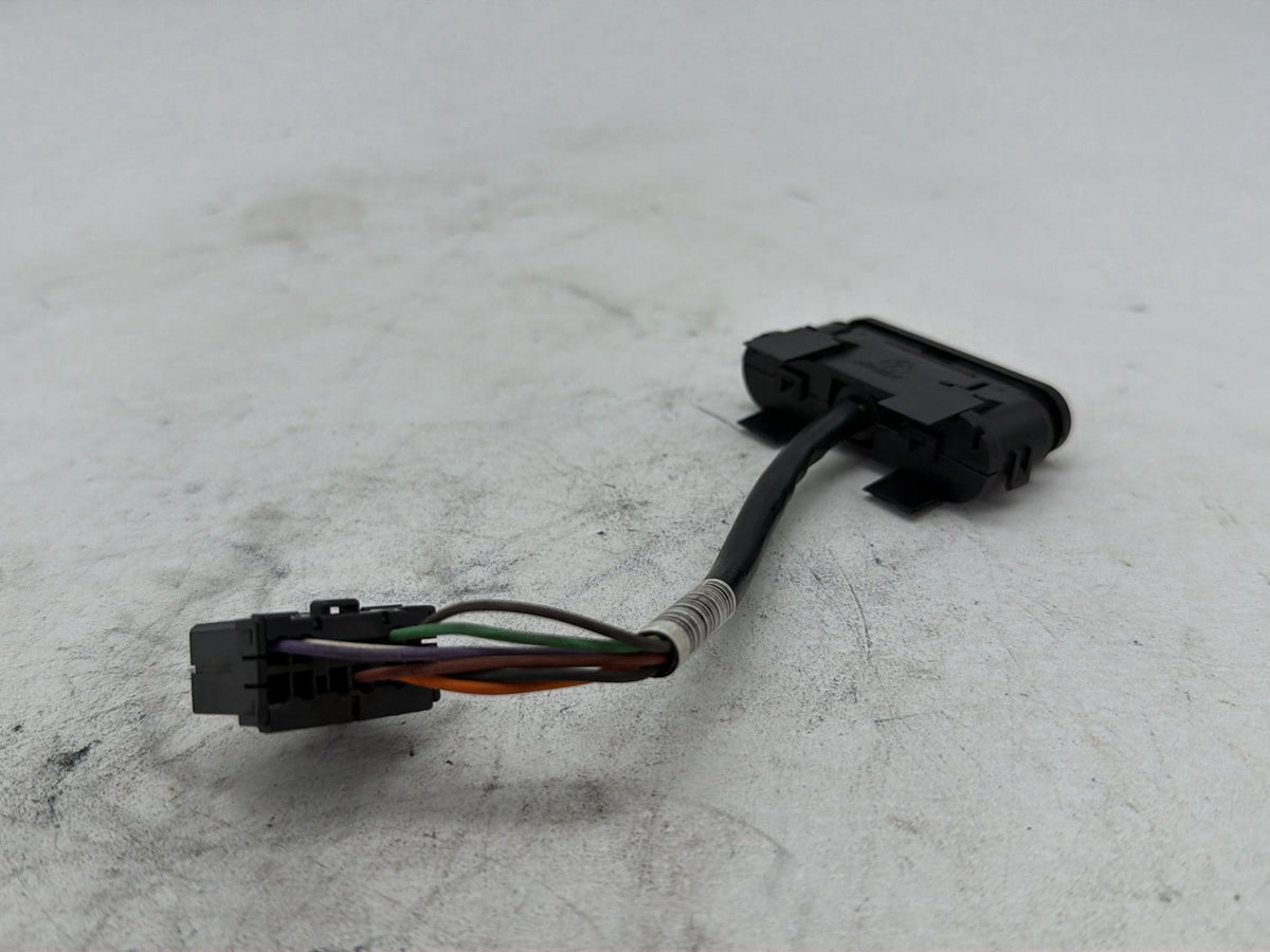 2011 Harley Road Glide Touring FLTRX OEM Dash Indicator Lamp Wire Plug 68789-96A