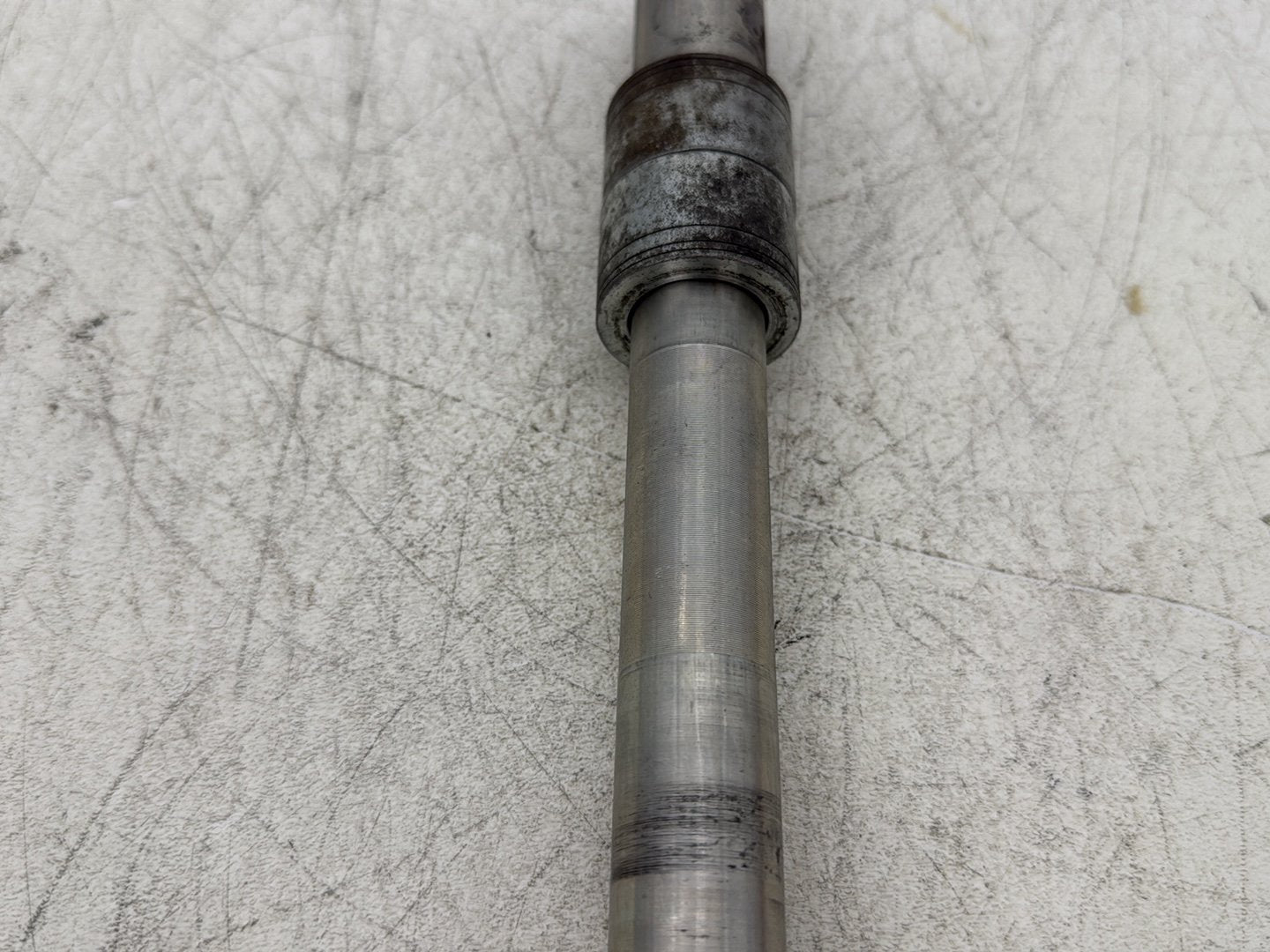 2012 Harley Dyna Super Glide Custom FXDCI OEM Front Wheel Axle Bolt Shaft