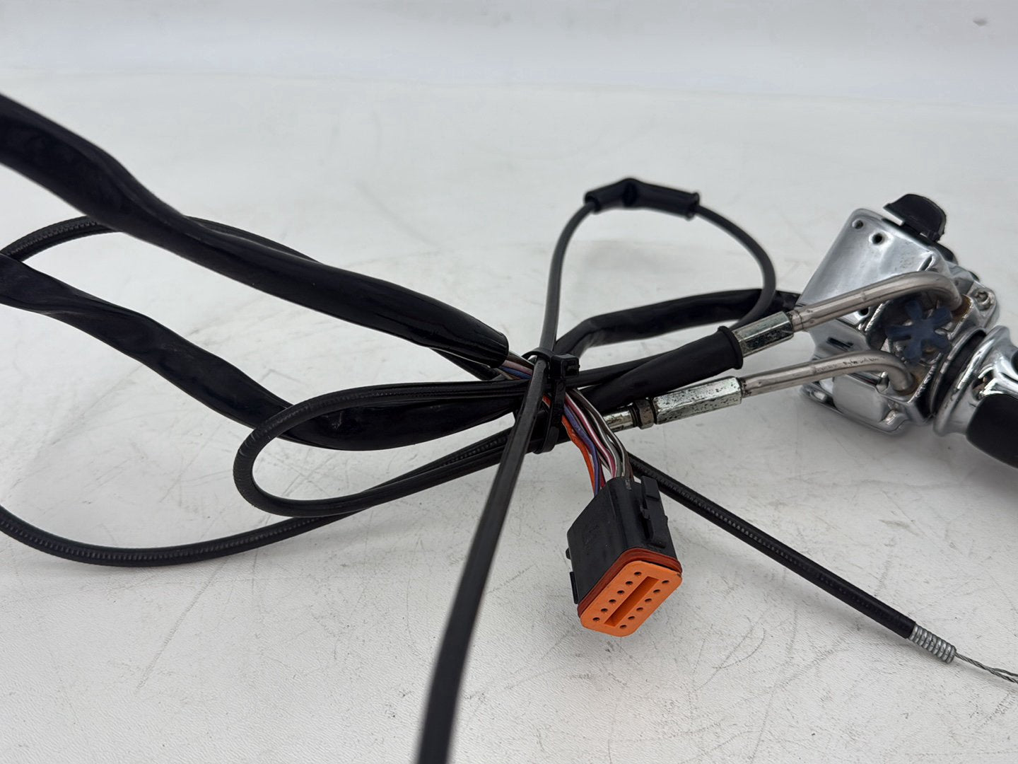 1999 - 2006 Harley-Davidson Touring Electra Glide Right Engine Start Kill Switches Controls 71684-06A