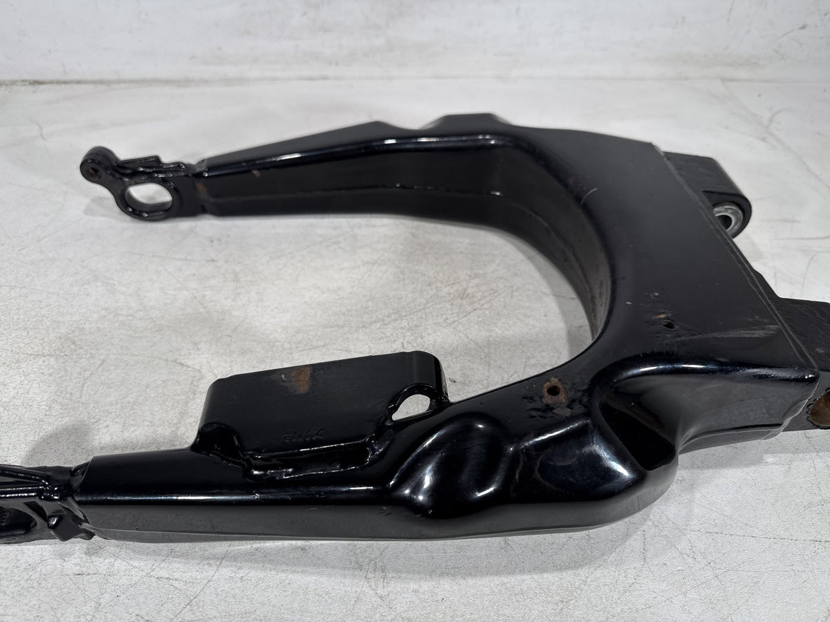 2011 Harley Electra Glide Touring Police OEM Rear Fork Swingarm Swing Arm