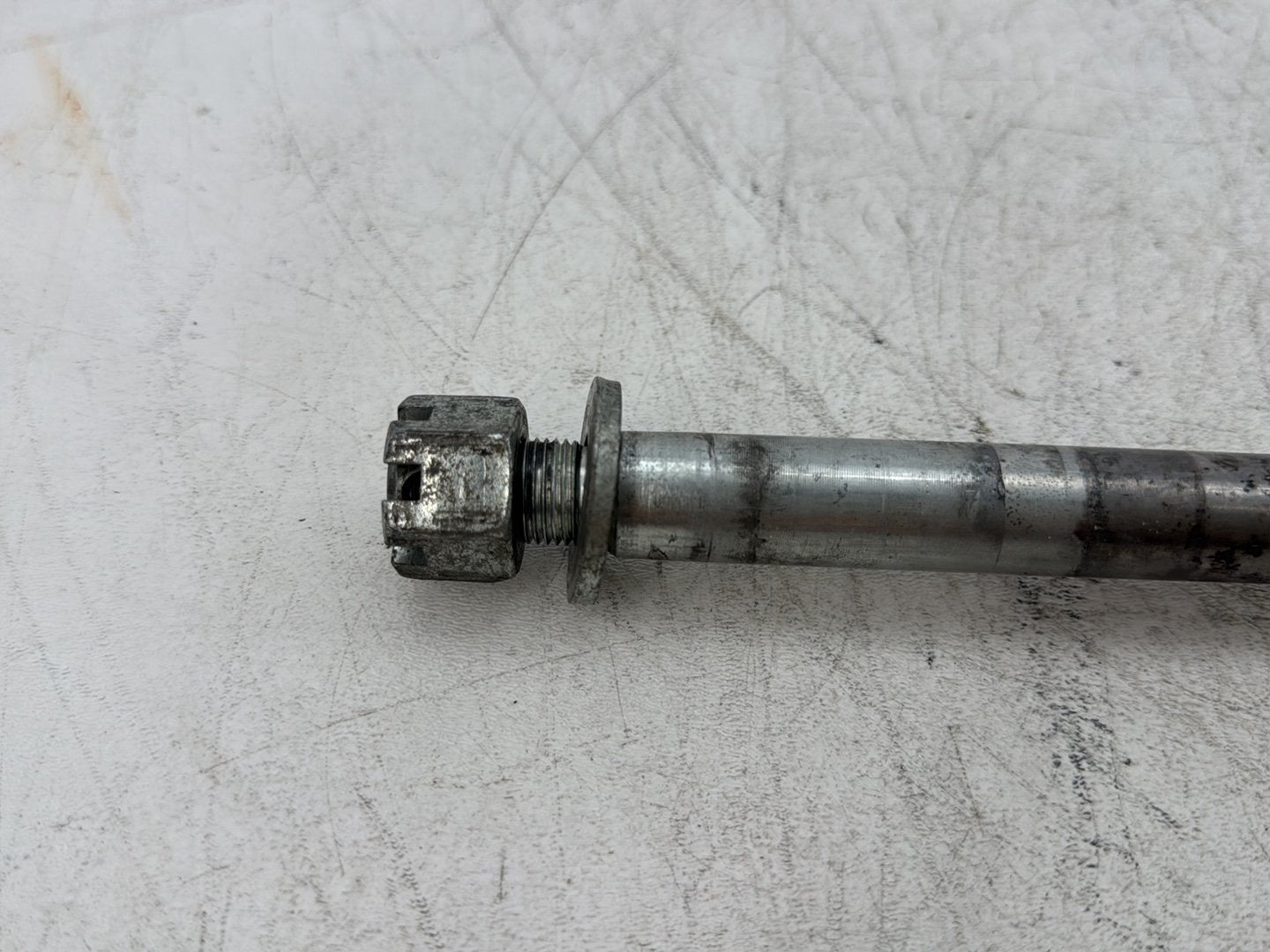 2003 Harley Dyna Wide Glide FXDWG OEM Front Wheel Axle Bolt Shaft