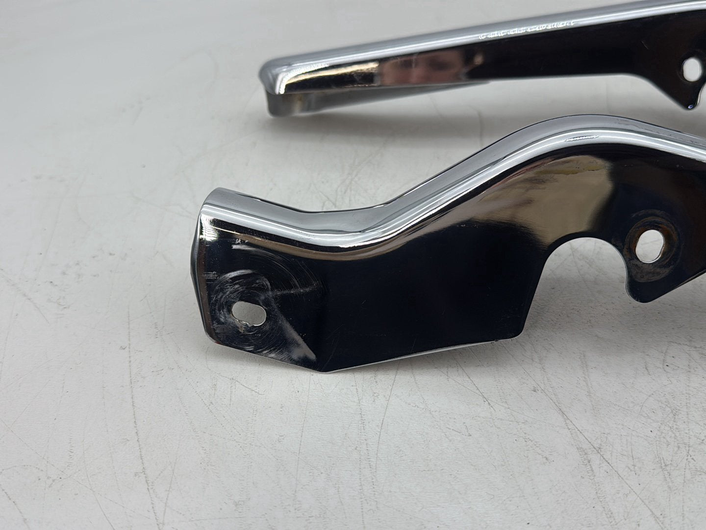 2007 Harley Touring FLHTCU Electra Glide Ultra OEM Rear Left Right Fender Struts Bracket