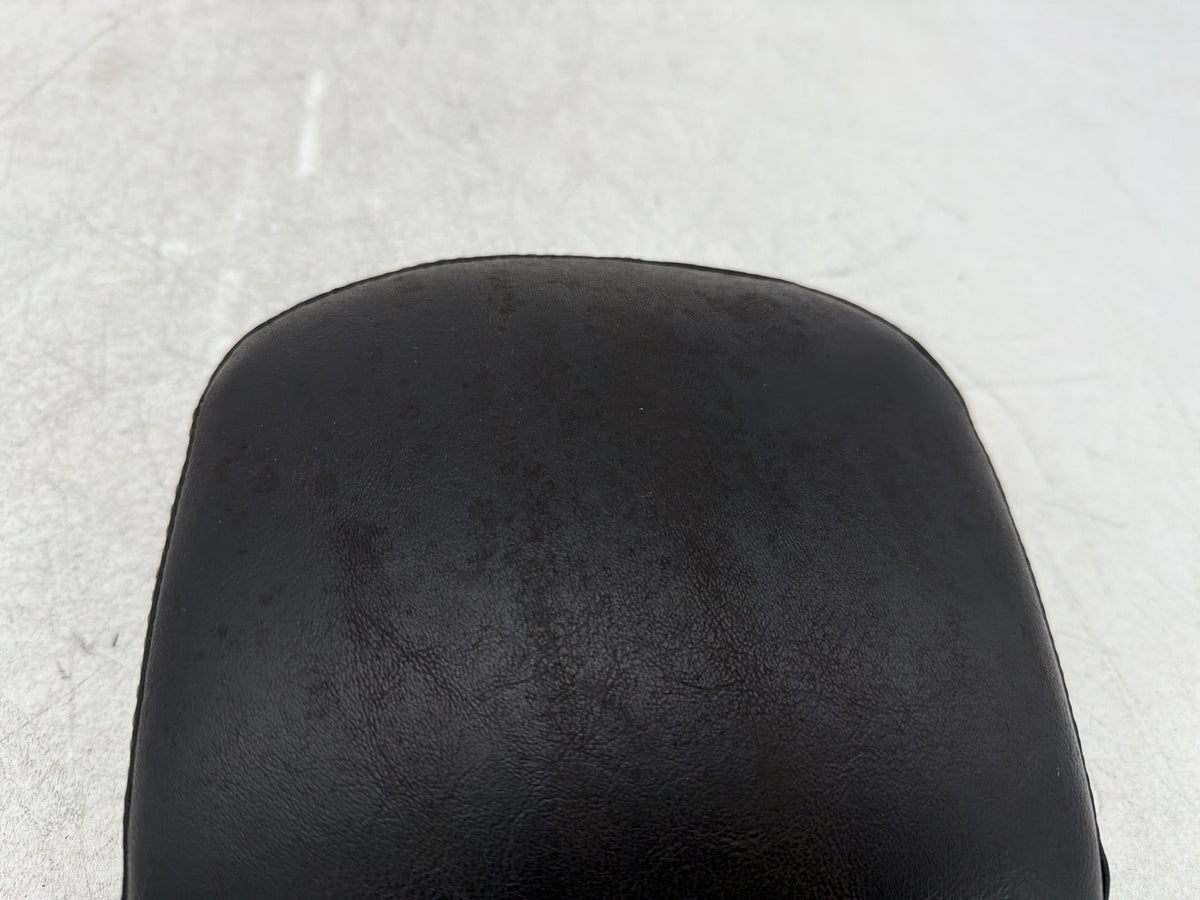 2001 Harley Fat Boy Softail FLSTF OEM Rear Sissy Bar w/ Backrest Cushion Pad