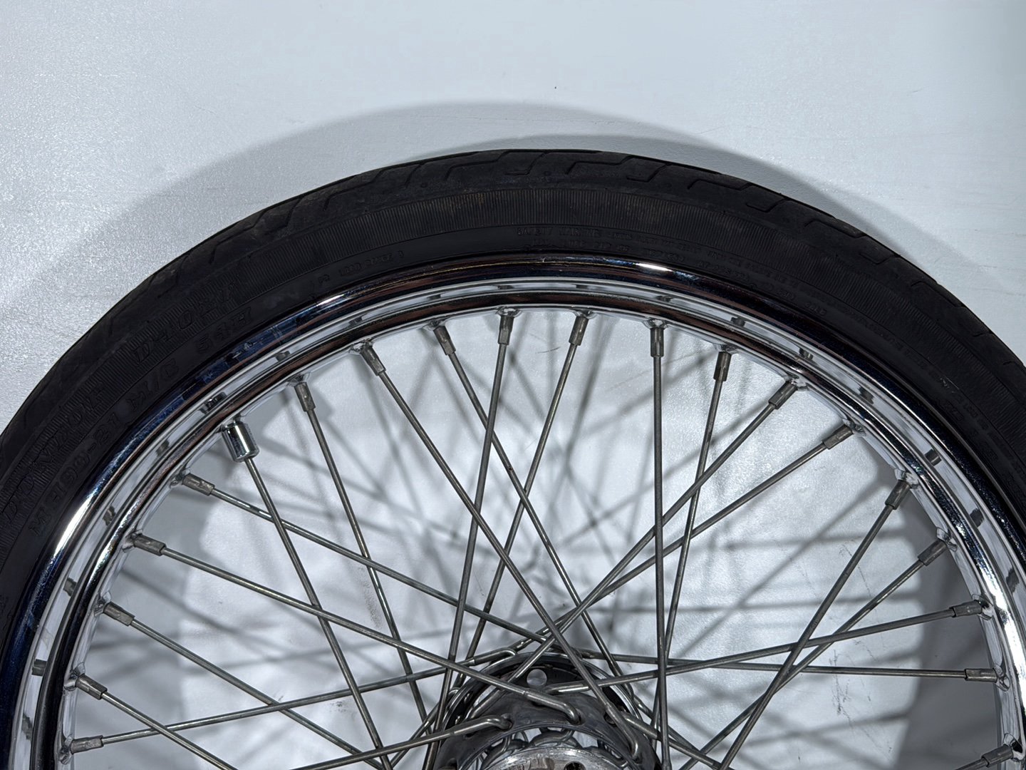 2000 Harley Dyna FXDWG Wide Glide OEM Front Wheel Rim Tire Spoked