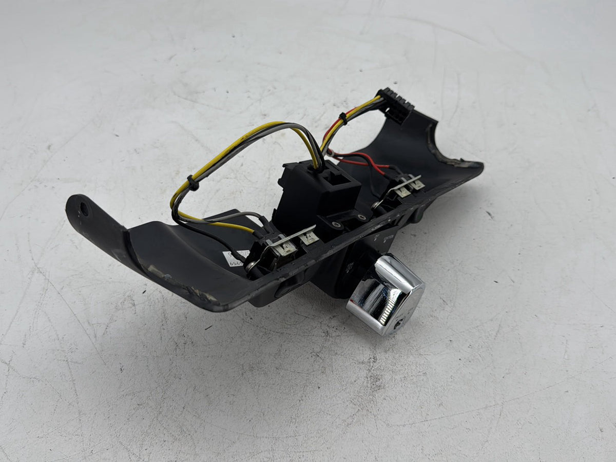 06 Harley Street Glide Touring FLHXI OEM Dash Ignition Cap Switch Lockset NO Key