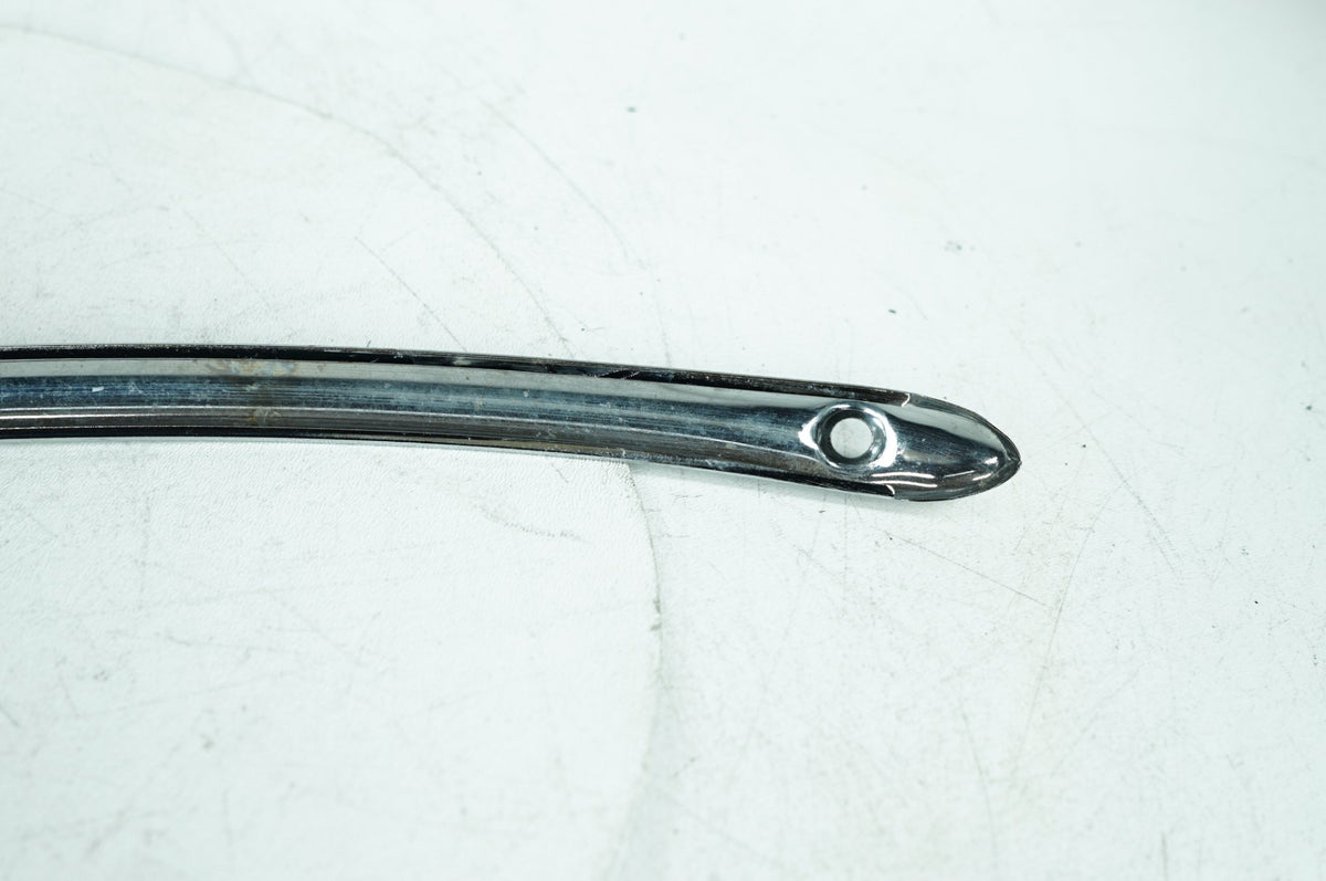 09 Harley Touring Electra Glide Ultra Front Windshield Mount Trim Strip 58247-96