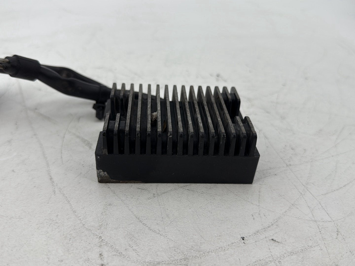 2004 - 2013 Harley-Davidson Sportster 1200 Custom Voltage Regulator Rectifier  74523-04