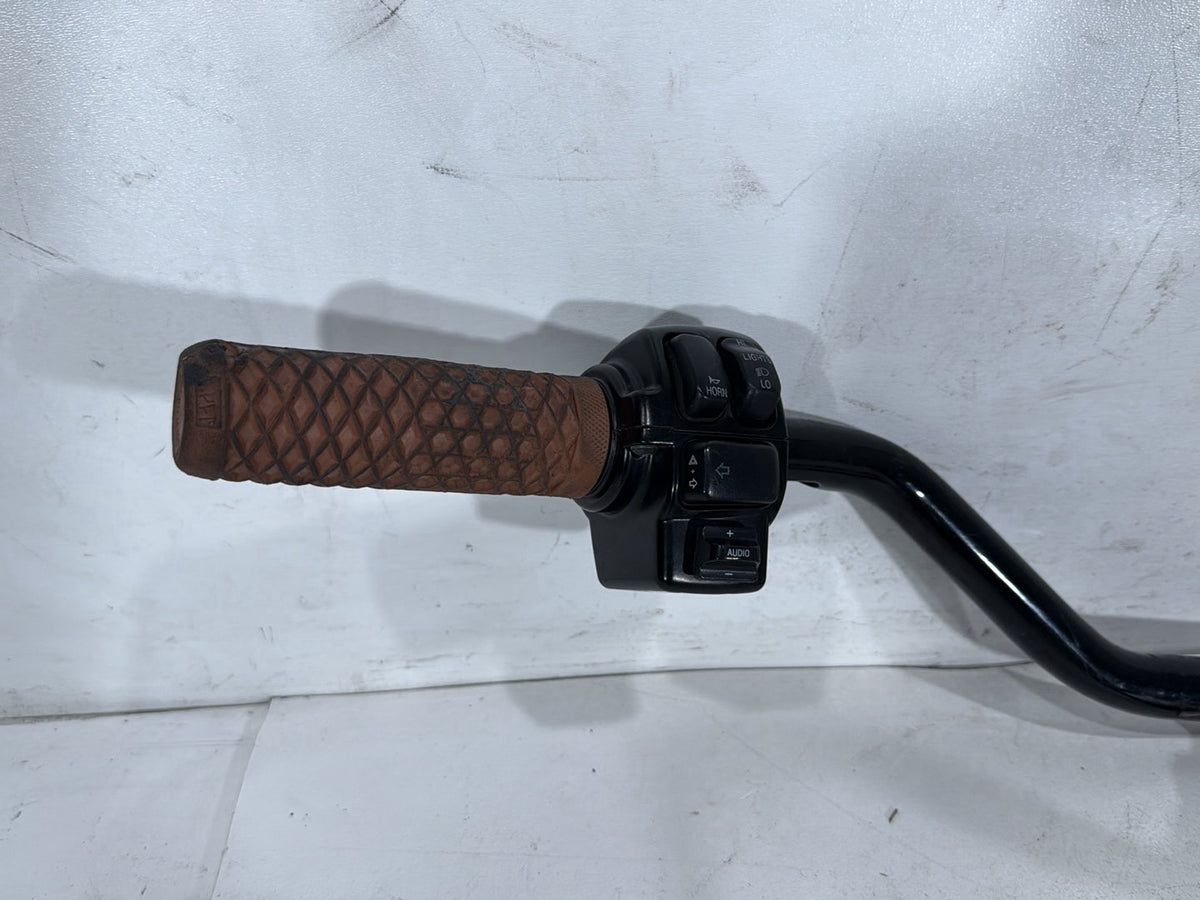 2011 Harley Road Glide Touring FLTRX OEM Handlebars Left Right Switches Controls