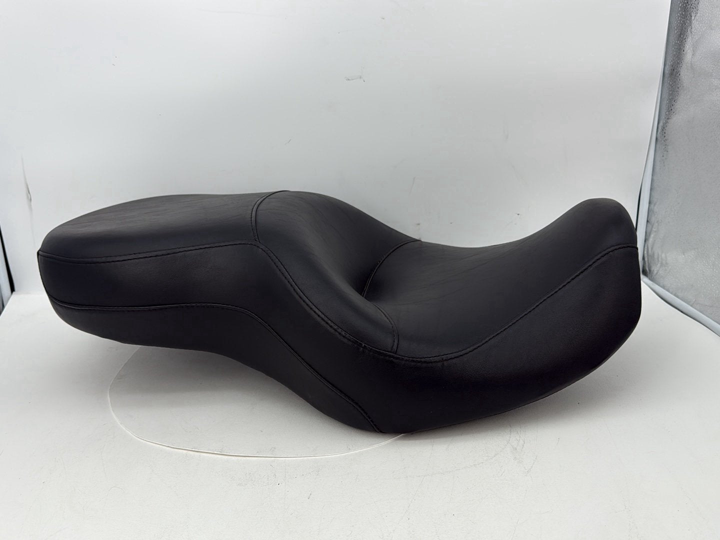 1999 - 2006 Harley-Davidson Dyna Low Rider Passenger Rider Driver Seat Saddle 53078-04