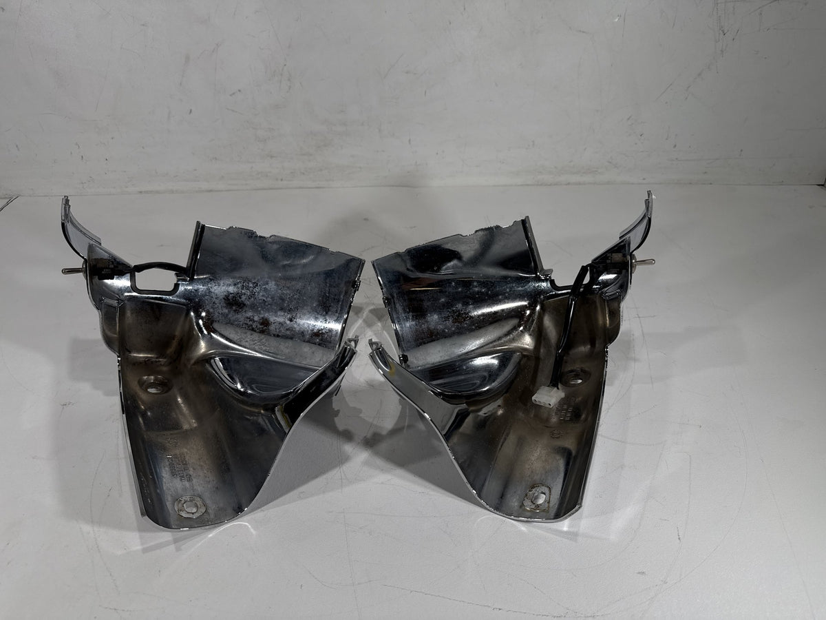 2011 Harley Road King Touring FLHR OEM Left & Right Headlamp Nacelle Covers