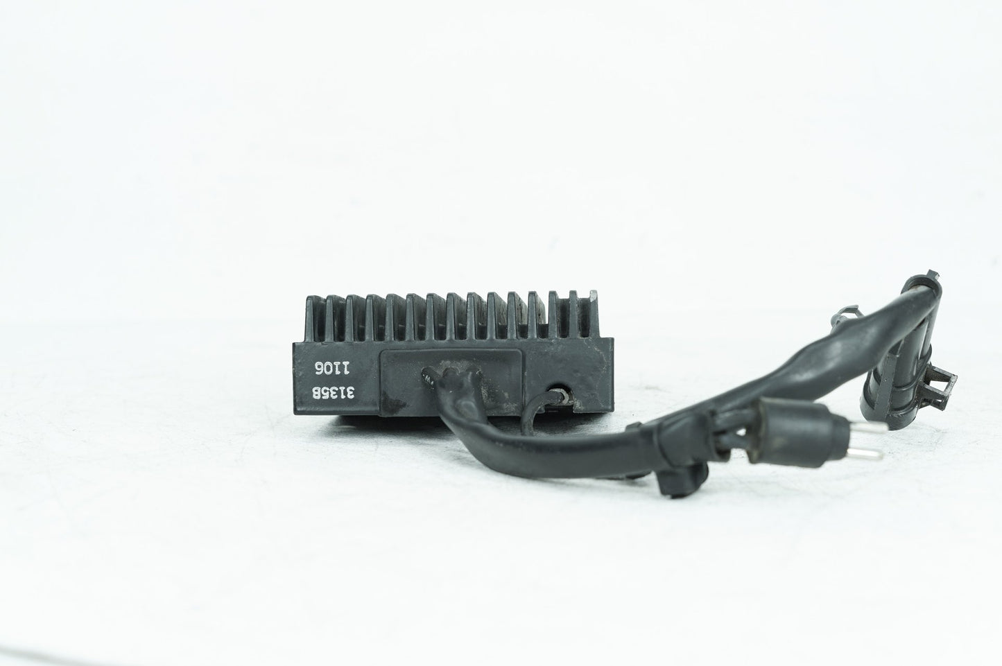2004 - 2013 Harley-Davidson Sportster Low Voltage Regulator Rectifier  74523-04