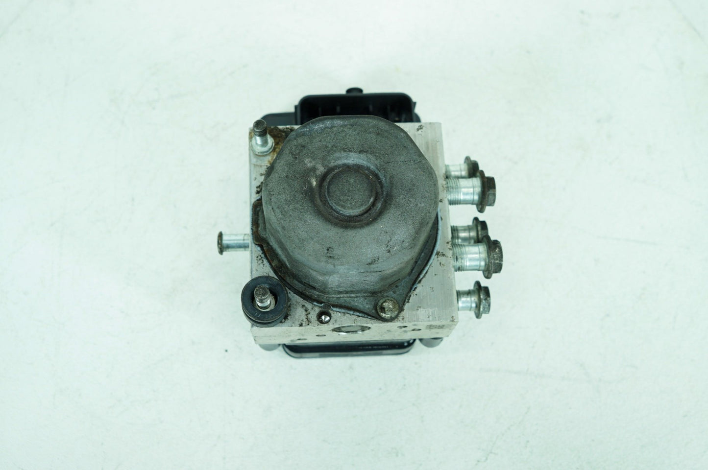2017 - 2025 Harley-Davidson Touring Electra Glide Ultra ABS Brake Pump & Control Module 41100046