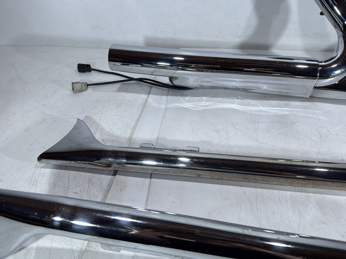 2011 Harley Road King Touring FLHRC Classic OEM Exhaust Header Pipes Muffler