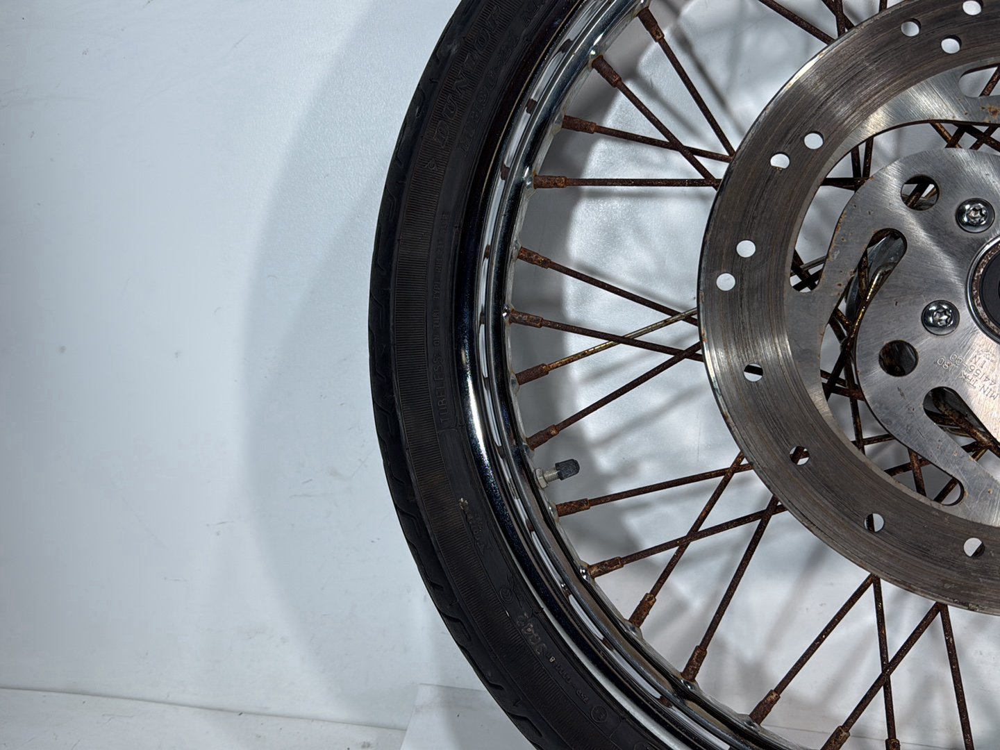 2005 Harley Dyna FXDWG Wide Glide OEM Front Wheel Rim Tire Spoked