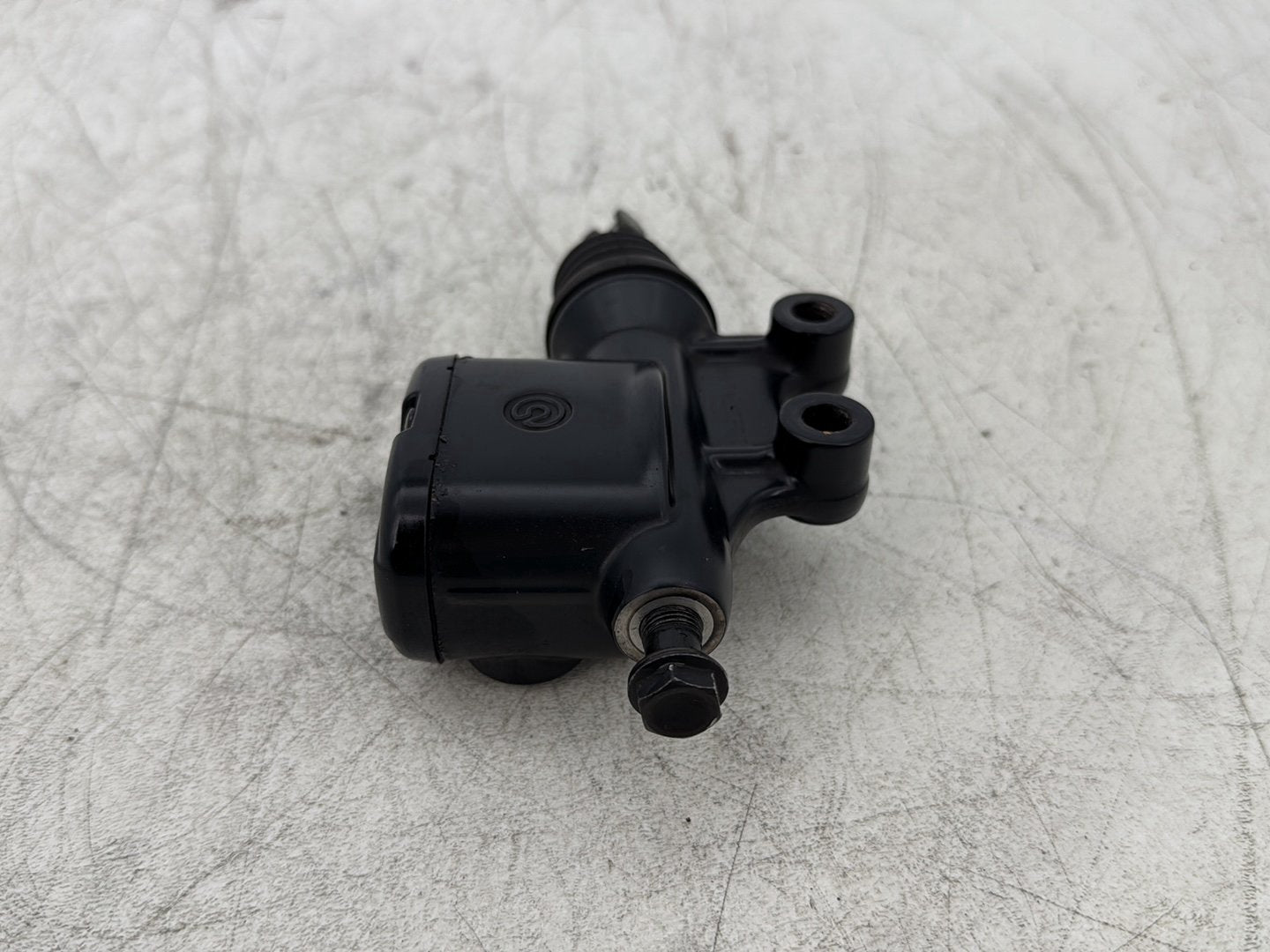 2016 Harley Road King Touring FLHR OEM Rear Brake Master Cylinder Reservoir
