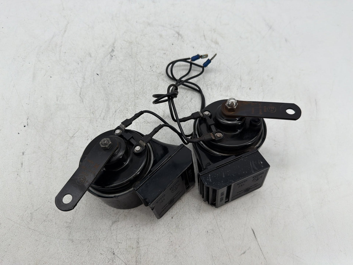 2006 Harley Road King Touring Custom OEM Signal Horn Klaxon Beep