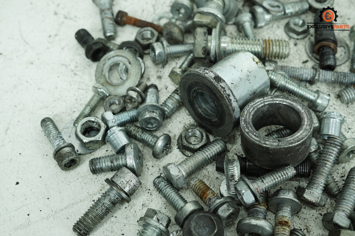 2010 Harley-Davidson Touring FLHTCU - Hardware Bolts Nuts & Brackets