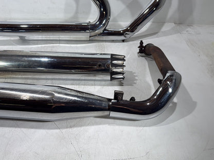 2011 Harley Electra Glide Ultra FLHTK Exhaust Header Pipes Muffler