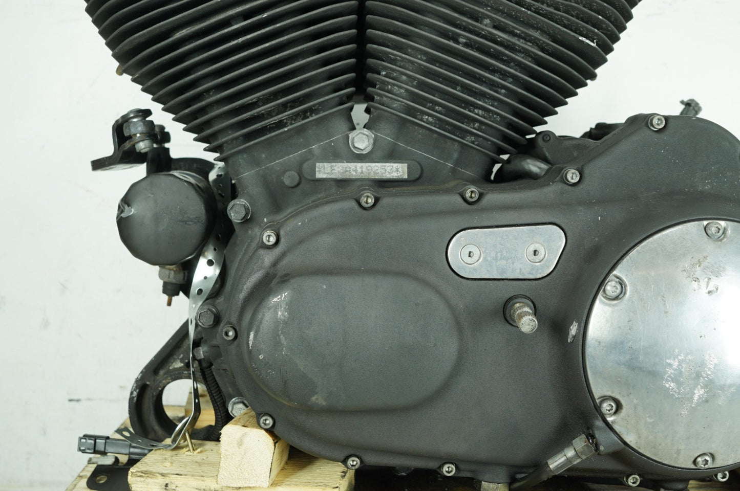 2009 - 2016 Harley-Davidson Sportster Iron EFI 883 Engine Motor Transmission 19519-13B