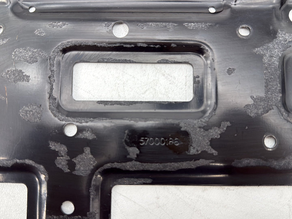 2015 Harley Touring FLHXS Street Glide OEM Inner Fairing Mount Support Bracket