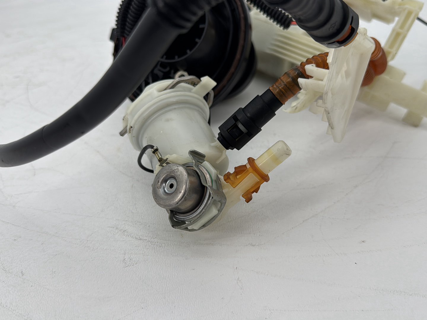 2008 - 2016 Harley-Davidson Touring Electra Glide Ultra Fuel Pump Gas Gasoline Petrol Sending