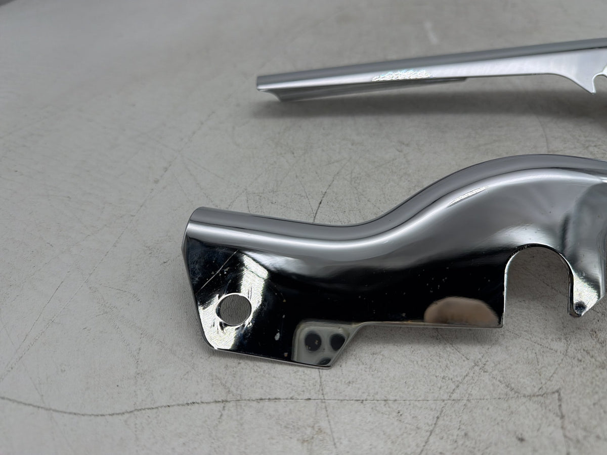 1995 Harley Electra Glide Touring FLHT OEM Rear Left Right Fender Struts Bracket