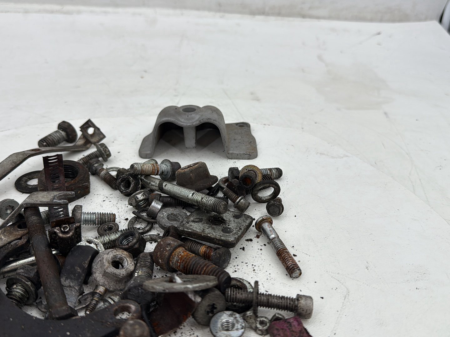 2005 Harley Road Glide Touring FLTRI OEM Hardware Bolts Nuts & Brackets