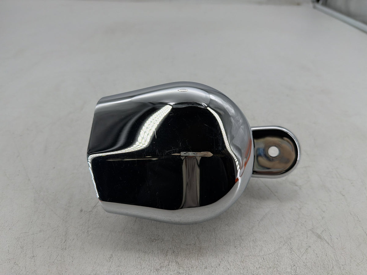 2006 Harley Street Glide Touring FLHX OEM Horn Signal Klaxon Chrome Cover