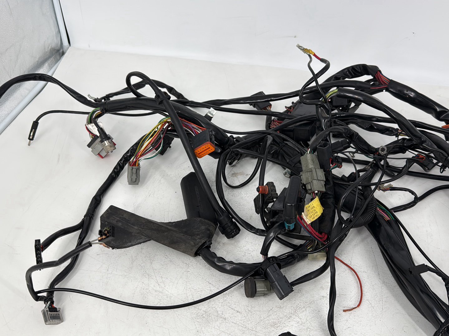 1999 - 2006 Harley-Davidson Touring Electra Glide Classic Main Wire Wiring Harness Loom 70985-01