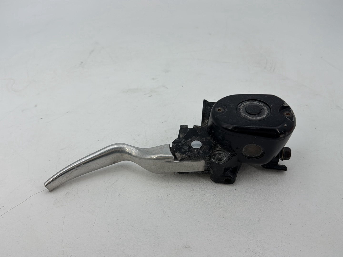 2004 - 2013 Harley-Davidson Sportster 883 Custom Front Right Brake Lever Master Cylinder 45146-04