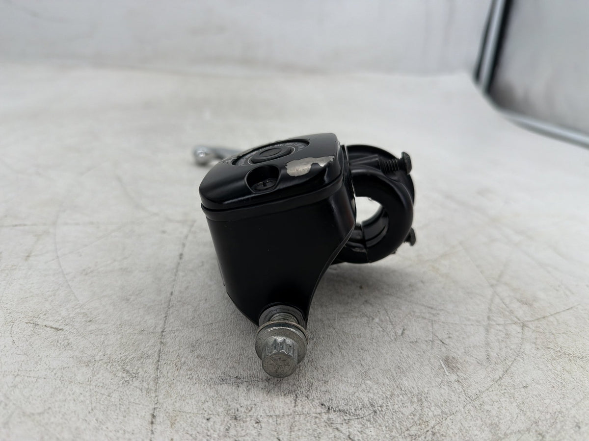 2004 Harley Heritage Softail Classic OEM Front Right Brake Lever Master Cylinder
