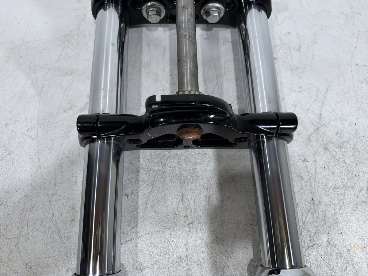 2017 Harley Dyna Street Bob OEM Front Triple Tree Set & LH RH Fork Legs Sliders