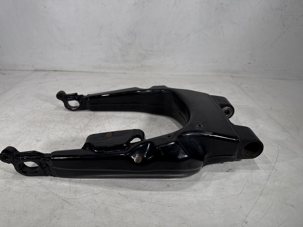 2009 Harley Electra Glide Touring Ultra OEM Rear Fork Swingarm Swing Arm