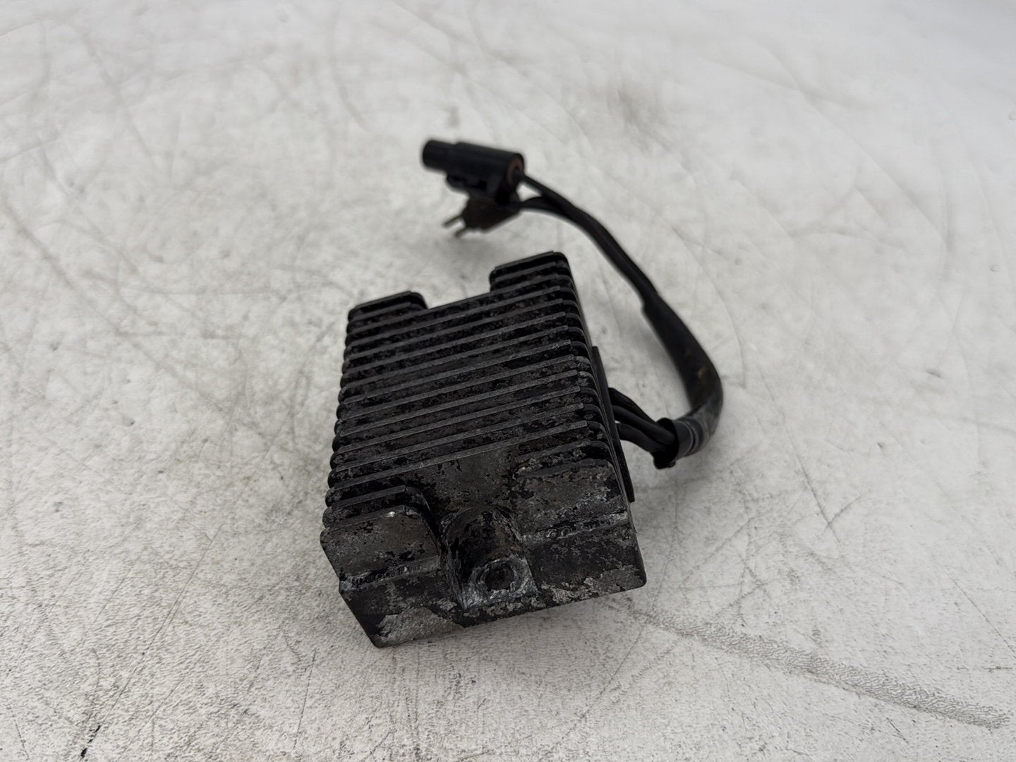1997 Harley Sportster 1200 Custom XL1200C OEM Voltage Regulator Rectifier