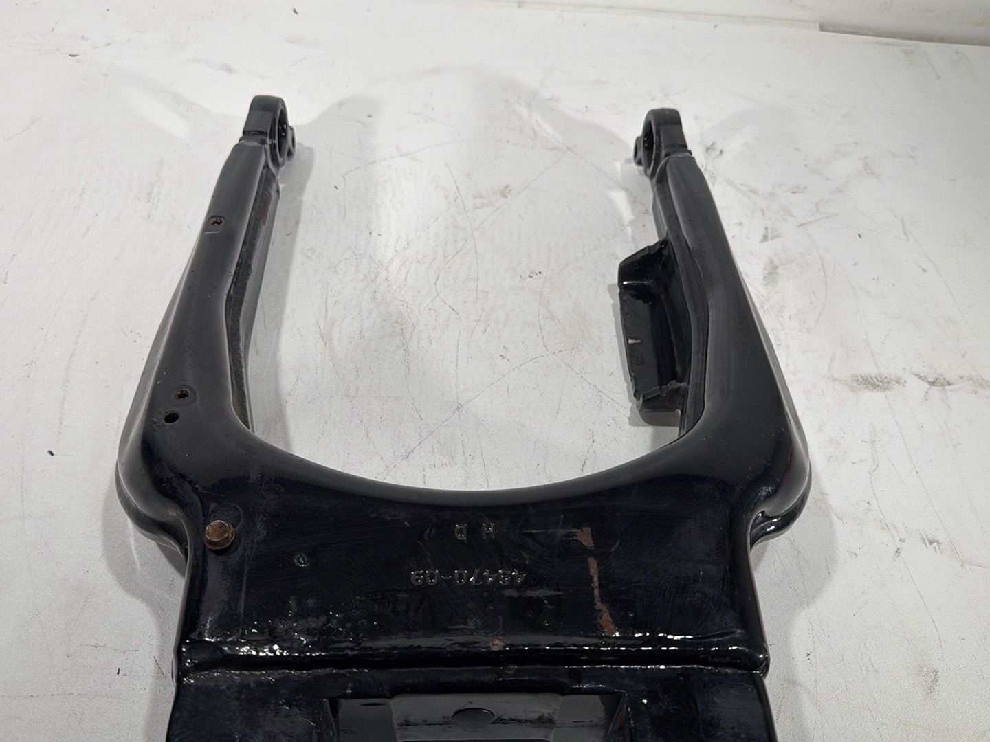 2018 Harley Electra Glide Touring Ultra FLHTCU OEM Rear Fork Swingarm Swing Arm