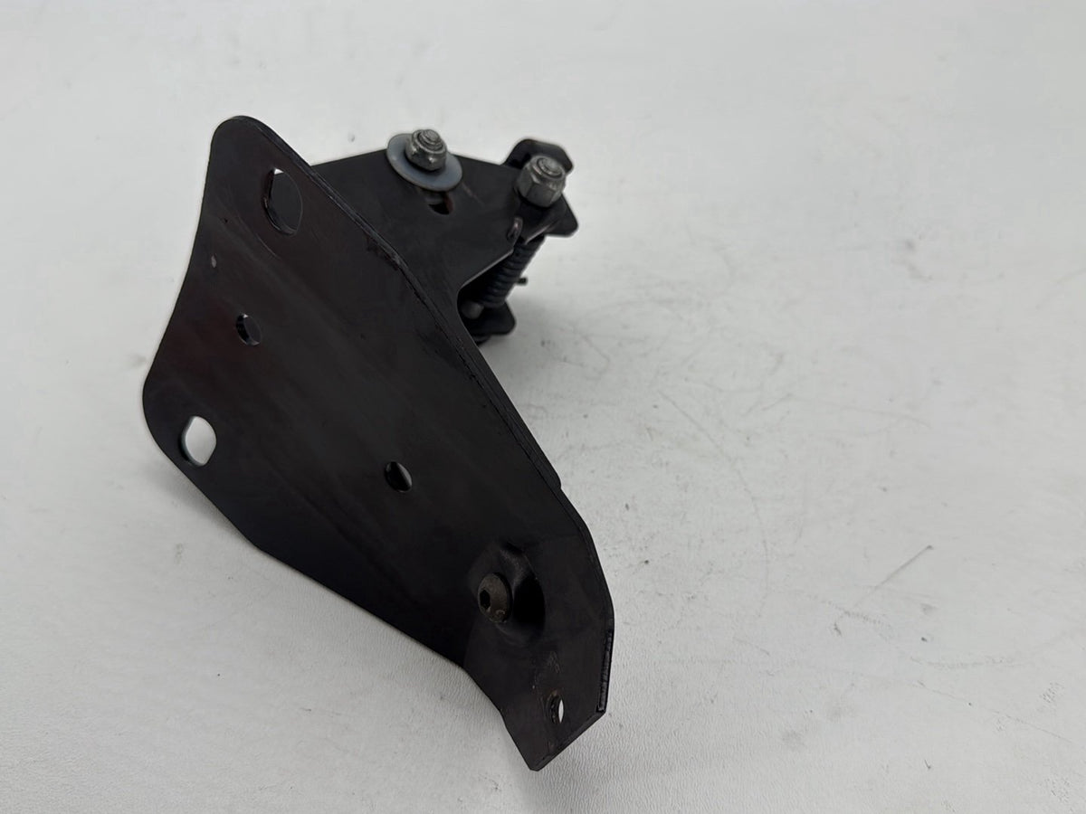 2005 Harley Electra Touring CVO Adjustable Rider Backrest Lift Mount 52482-01A