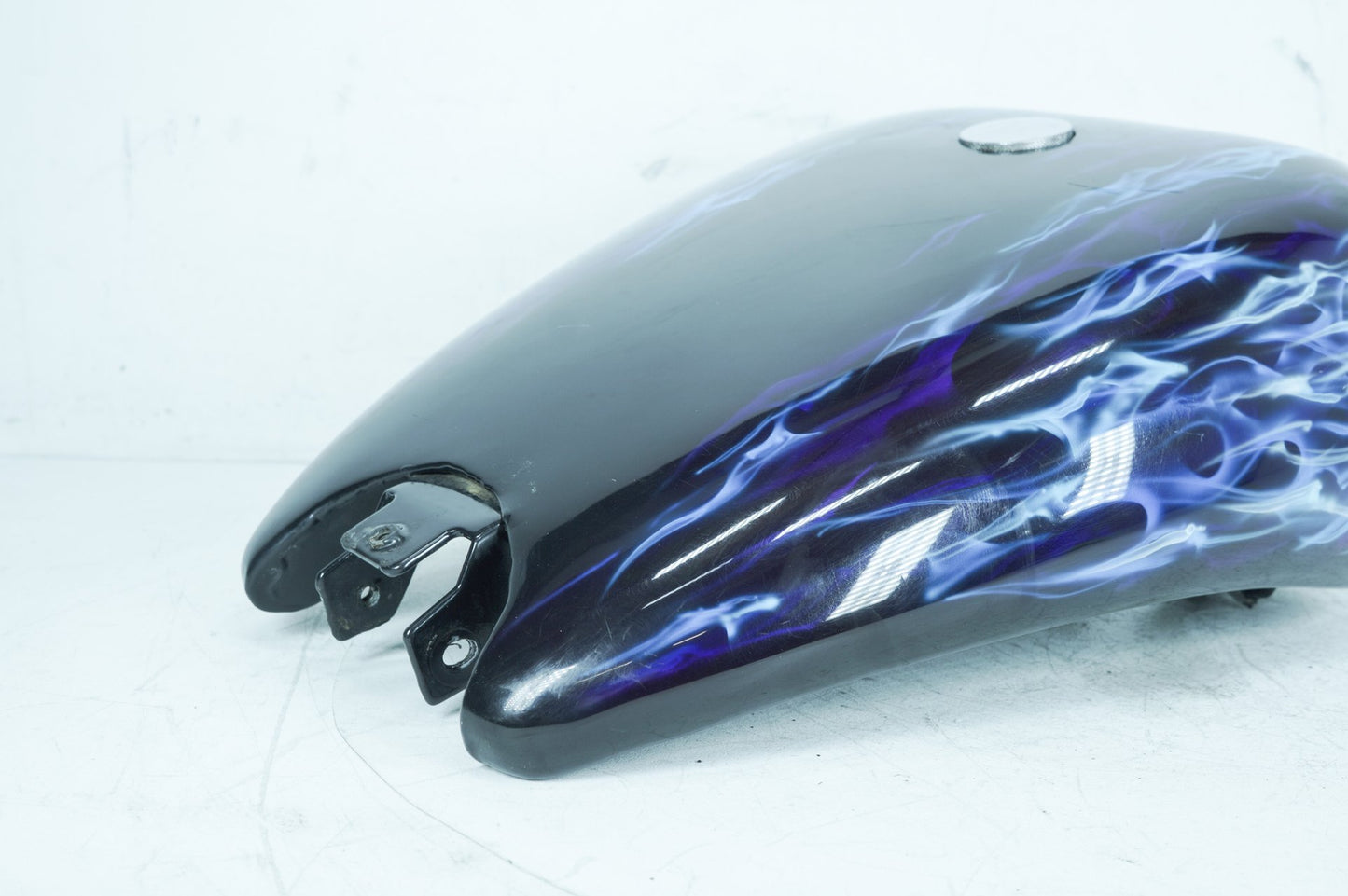 1999 - 2006 Harley-Davidson Dyna Super Glide T-Sport Gas Gasoline Fuel Tank Reservoir  61267-97