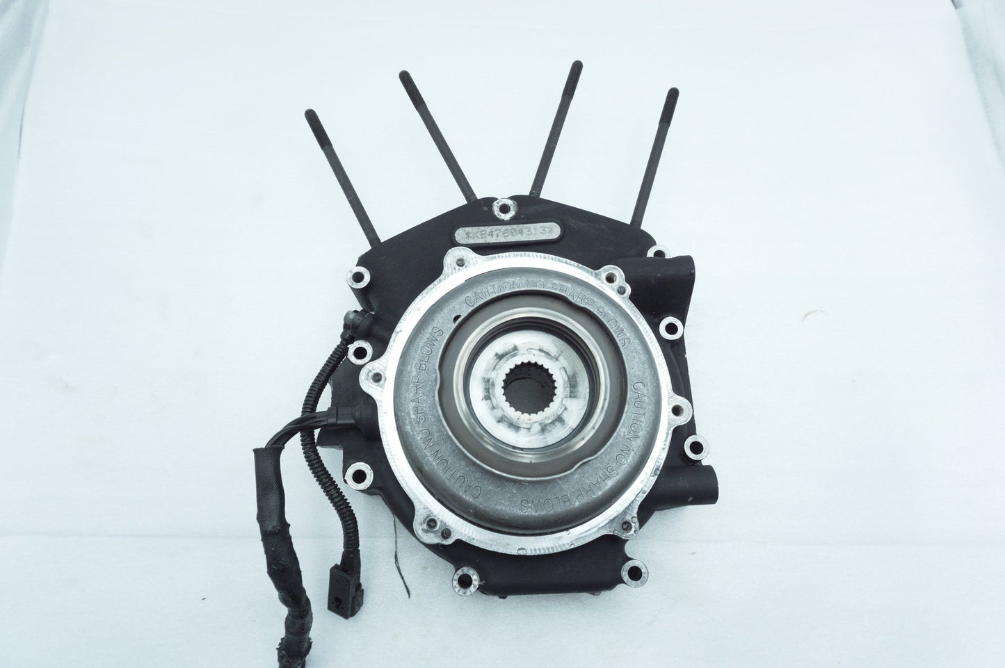 2007 - 2011 Harley-Davidson Touring Street Glide Crankcase Shaft Engine Motor Cover 24649-06