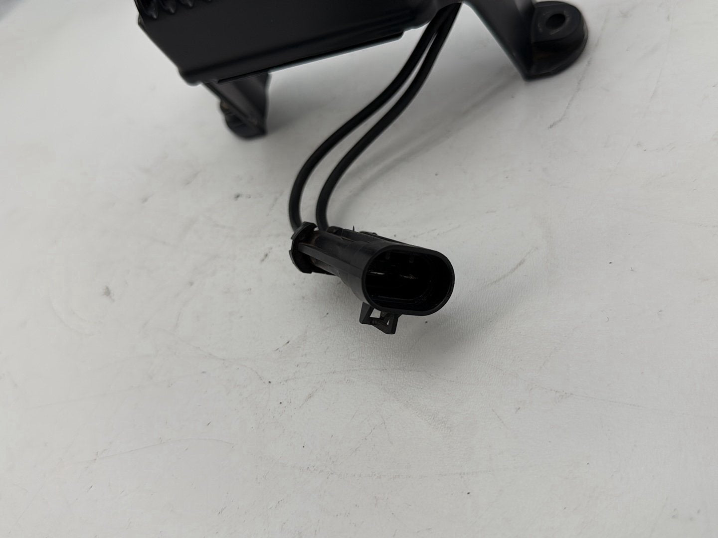 1999 - 2006 Harley-Davidson Touring Road King Custom Voltage Regulator Rectifier   	74505-04