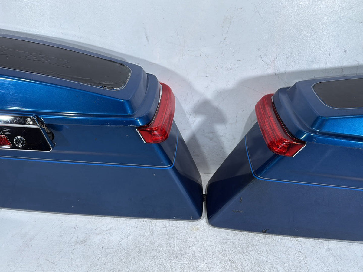 2006 Harley Electra Glide Touring Ultra FLHTCUI OEM Left Right Saddlebags Luggage NOKey