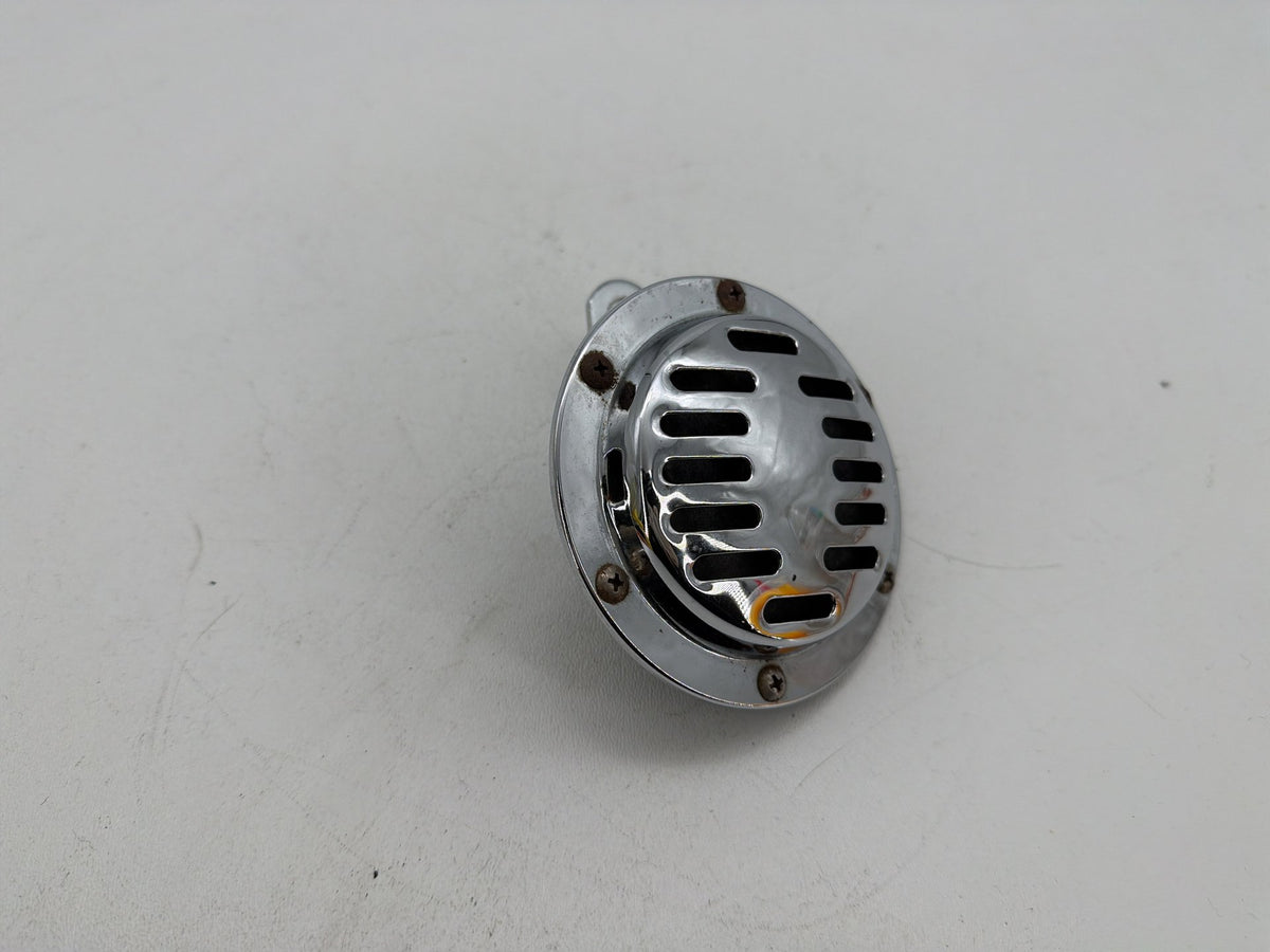 1994 Harley Softail Custom FXSTC OEM Horn Signal Klaxon Chrome Cover