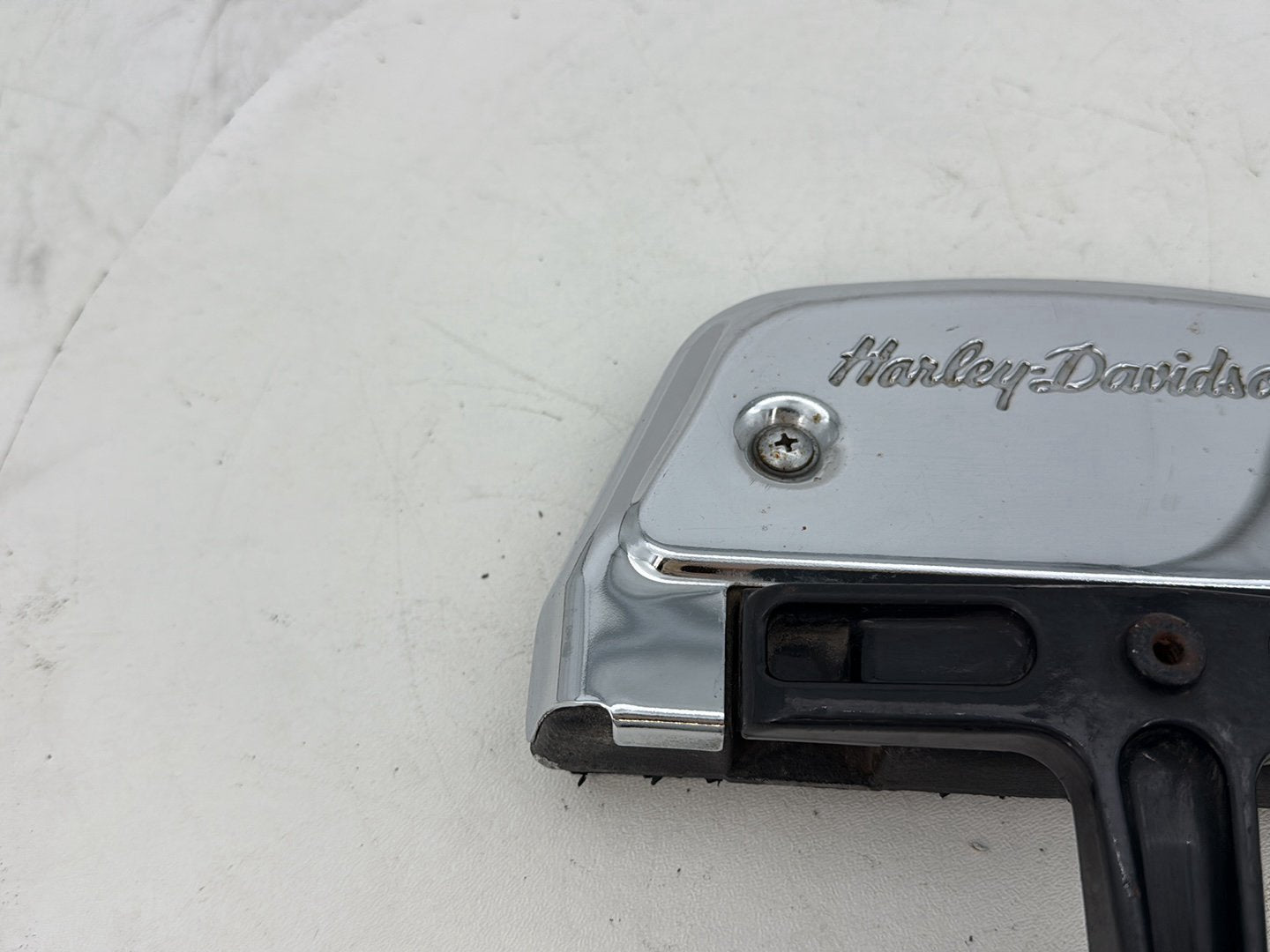 2005 Harley Road Glide Touring FLTRI OEM 1 Passenger Floorboard Foot Rest