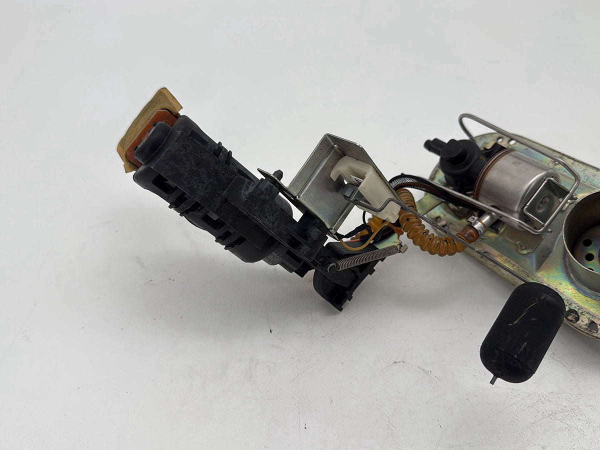 05 Harley Electra Glide Touring CVO Eagle Fuel Pump Gas Gasoline Petrol Sending