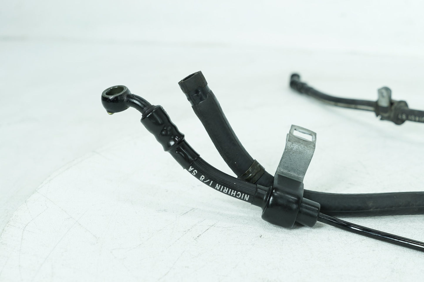2004 - 2013 Harley-Davidson Sportster Low Rear Brake Line Master Cylinder Reservoir Tank 44429-04