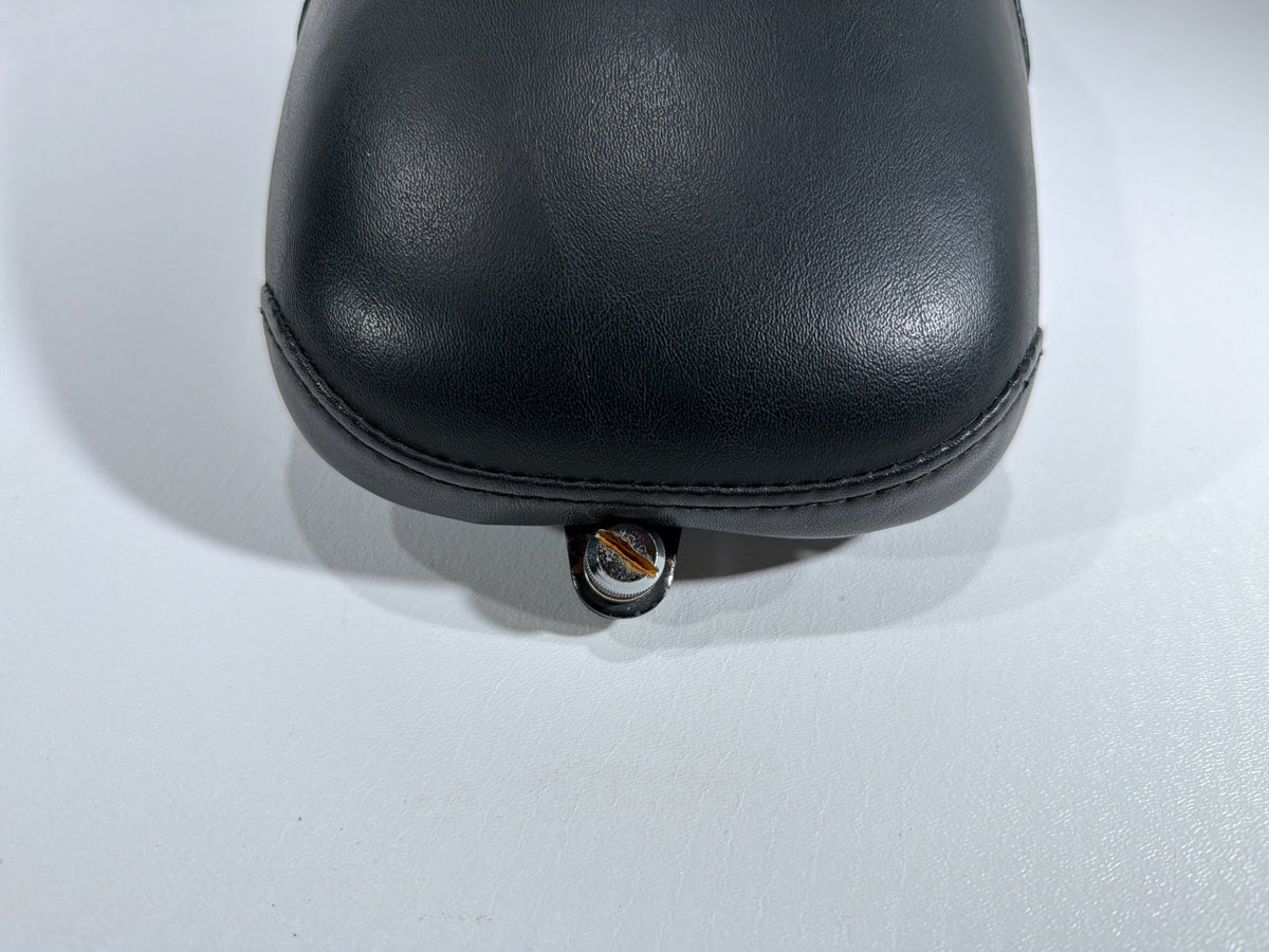 2008 Harley Softail Custom FXSTC OEM Passenger Rider Driver Seat Saddle