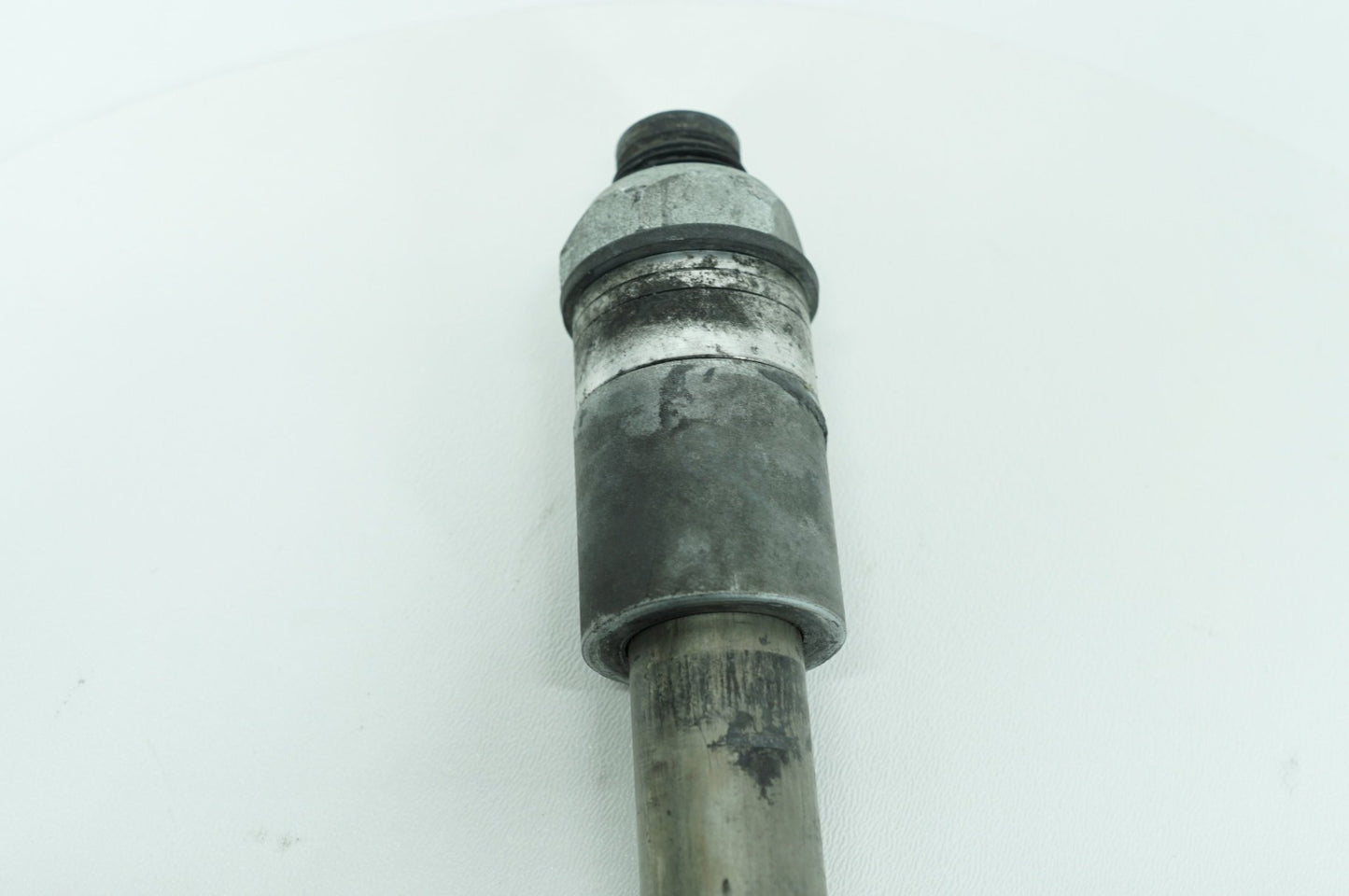 2004 - 2022 Harley-Davidson Sportster Iron 883 Rear Wheel Axle Bolt Shaft 41176-08