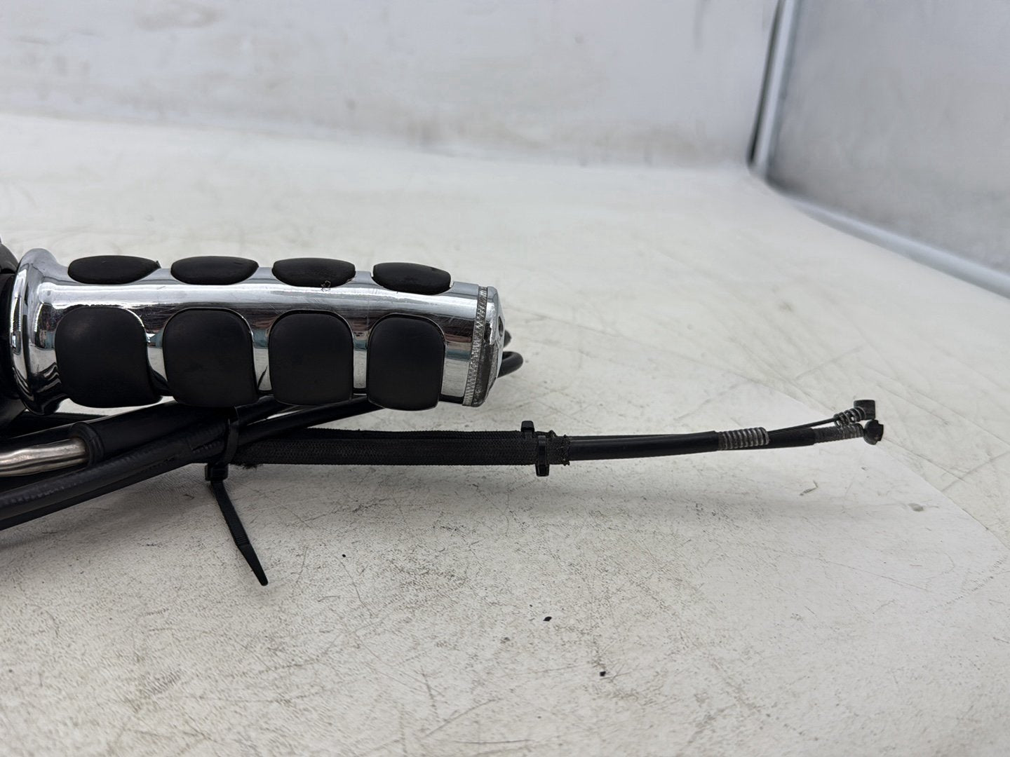 2015 Harley Dyna Low Rider FXDL OEM Right Engine Start Kill Switches Controls