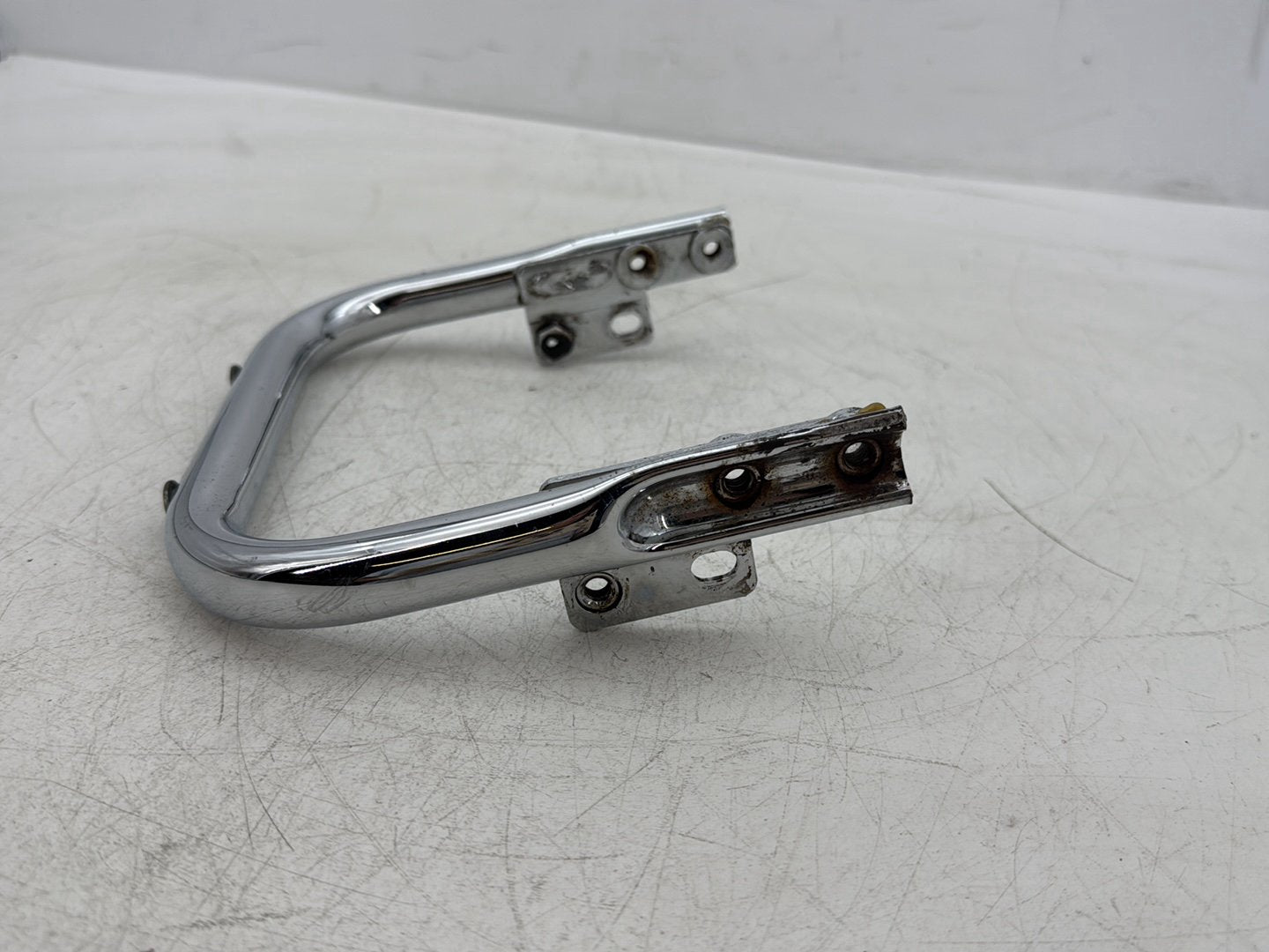 2006 Harley Electra Glide Touring Classic FLHTCI OEM Rear License Plate Support Bar Holder