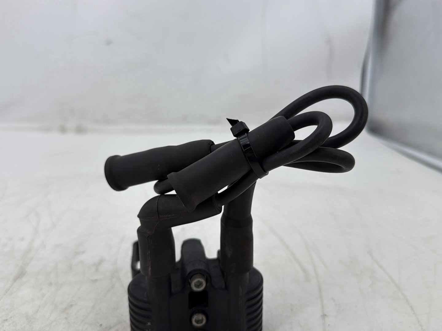 2008 Harley Sportster XL883L 883 Low OEM Ignition Coil Spark Plugs Cable